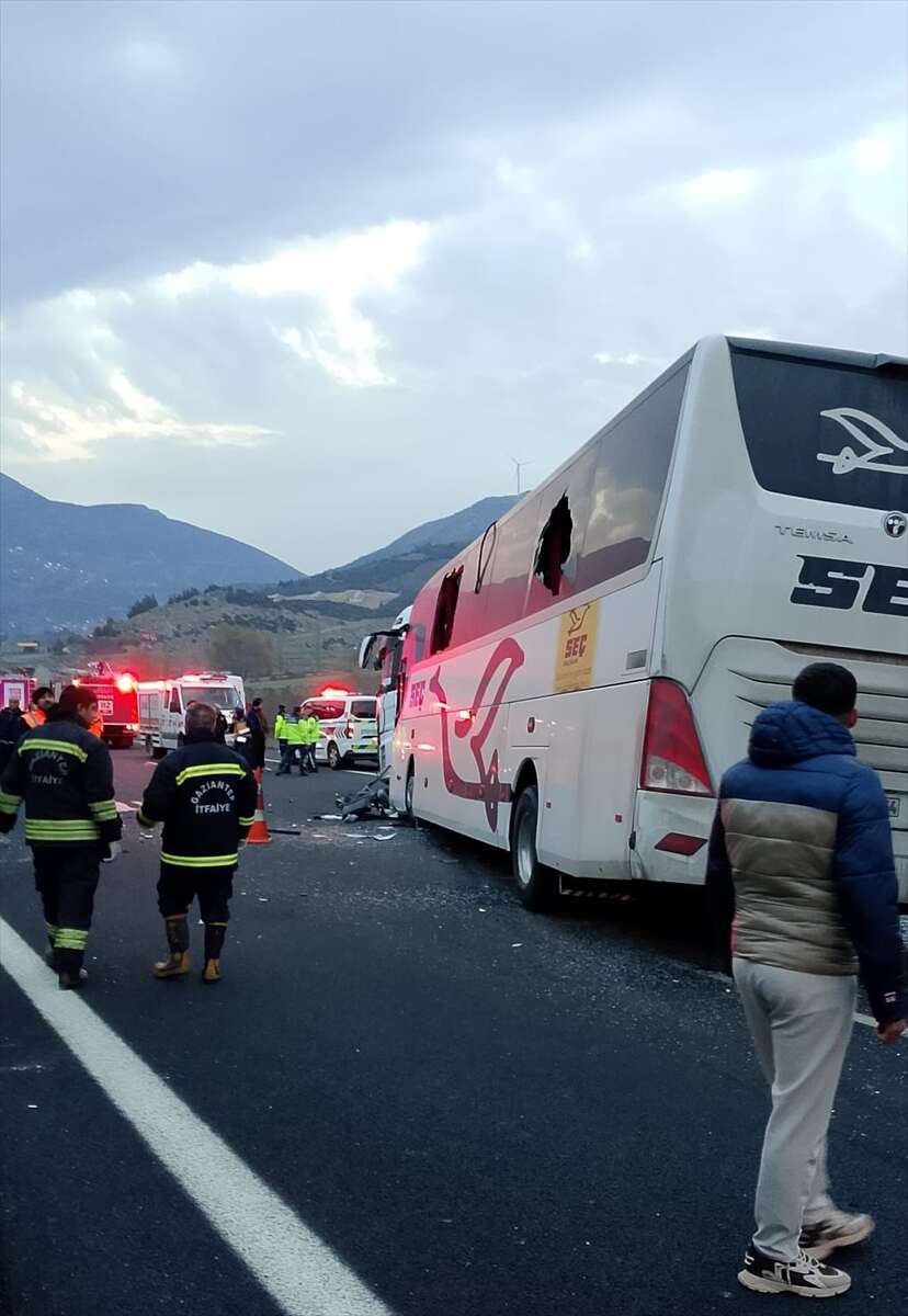 7 kişinin öldüğü otobüs kazasının nedenini yaralı kurtulan yolcu açıkladı 9